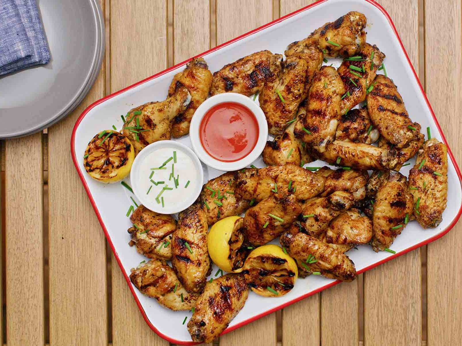 Master Homemade Grilled Wings: Smoky Flavor, Easy Prep & Dipping Ideas